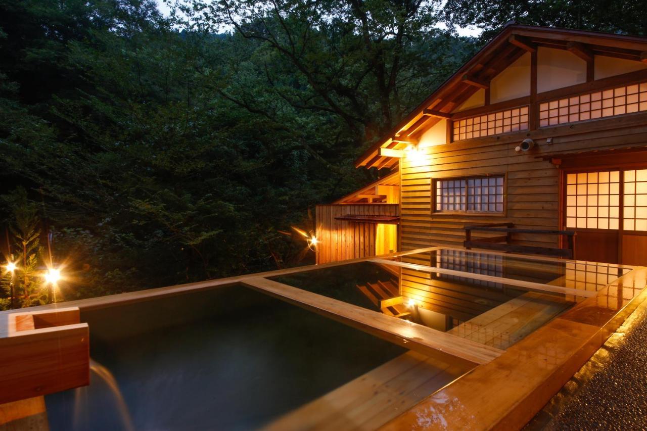 Yamanaka Onsen Hanatsubaki Каґа Екстер'єр фото