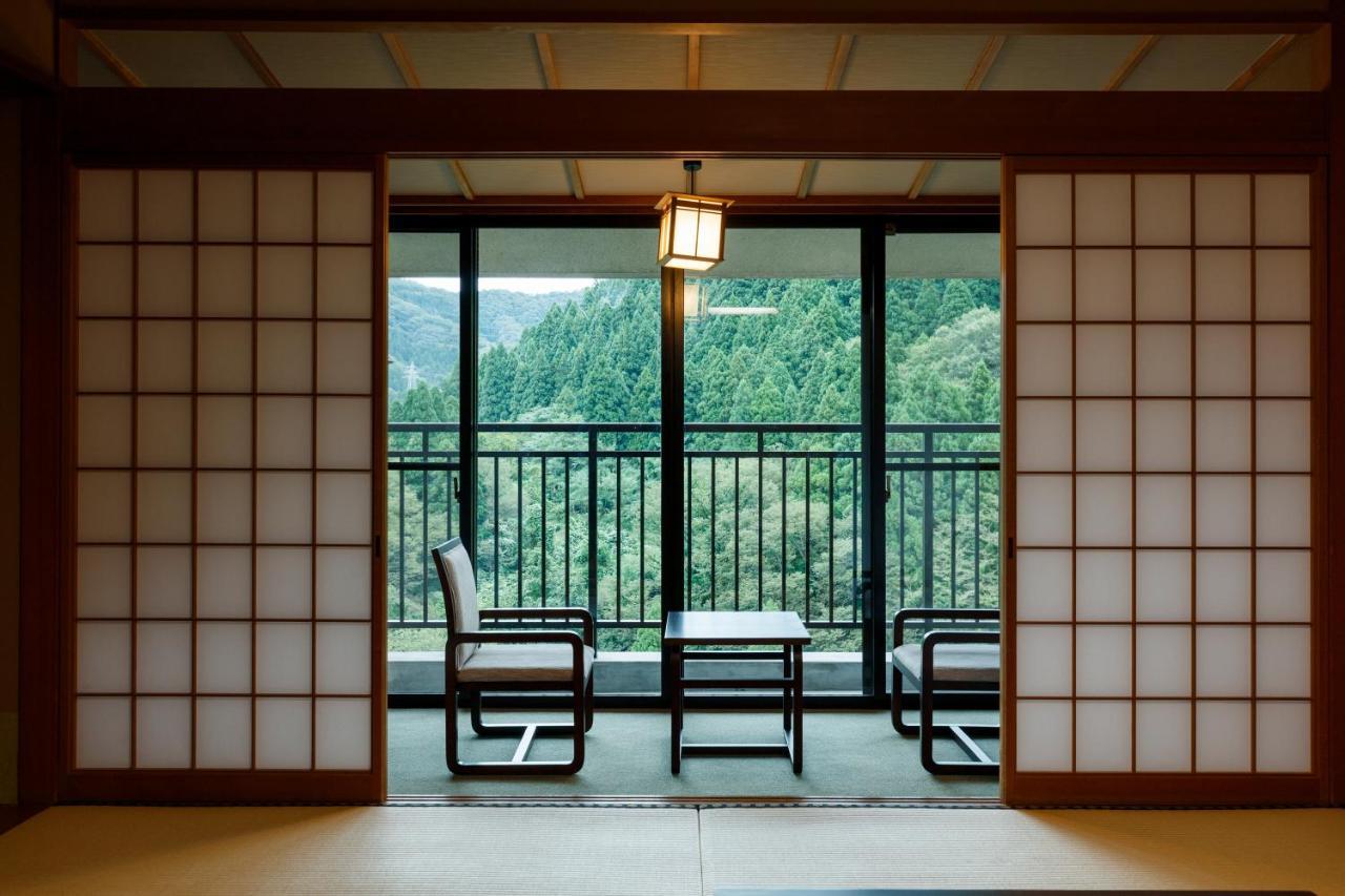 Yamanaka Onsen Hanatsubaki Каґа Екстер'єр фото