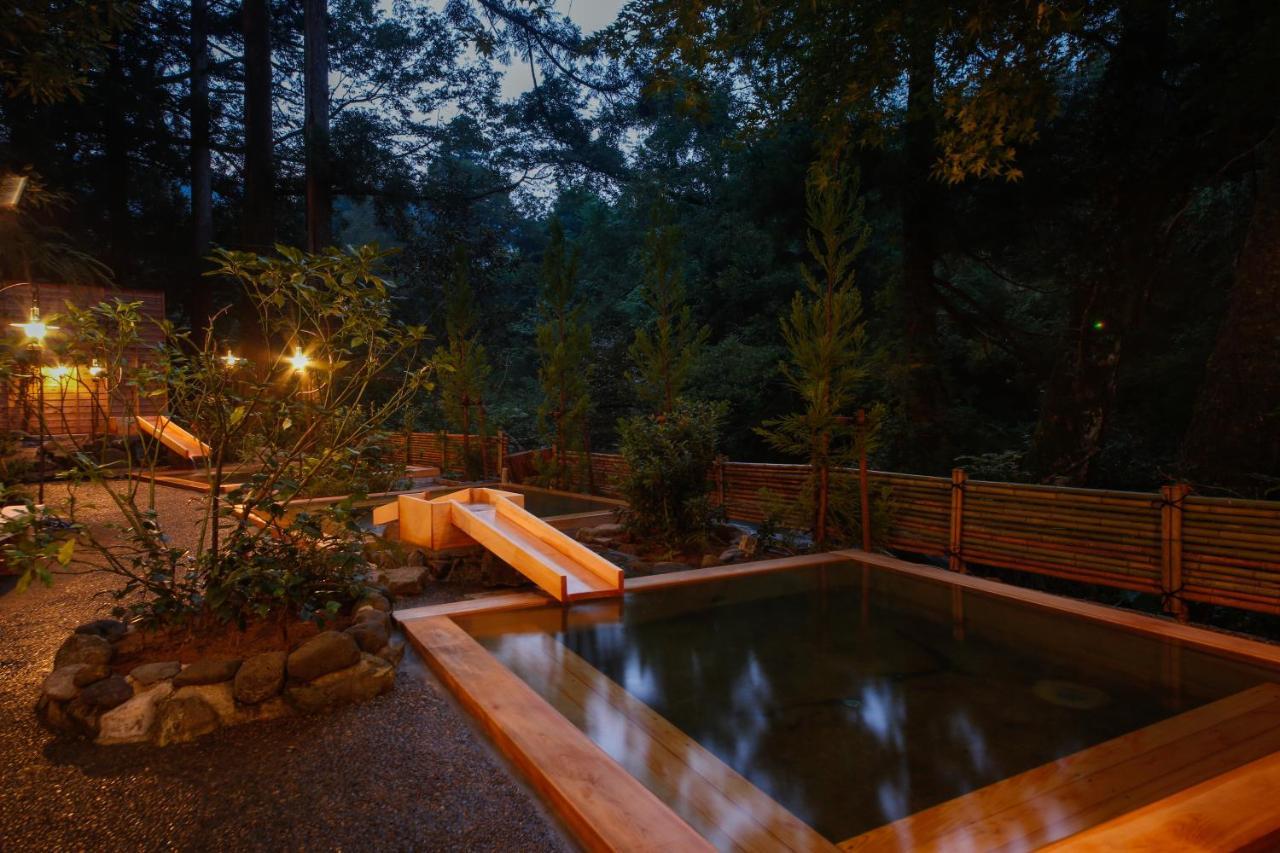 Yamanaka Onsen Hanatsubaki Каґа Екстер'єр фото